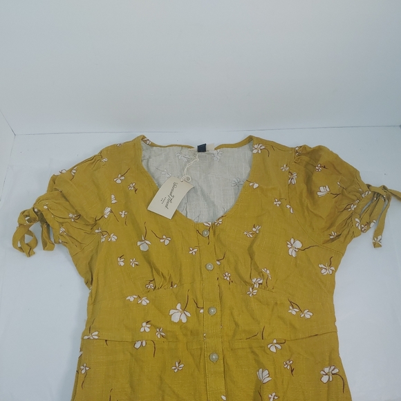FINAL PRICE Yellow floral midi picnic dress - Picture 2 of 5